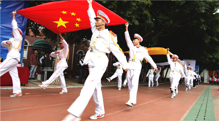 揮舞運(yùn)動(dòng)激情，共筑國(guó)際化教育夢(mèng)