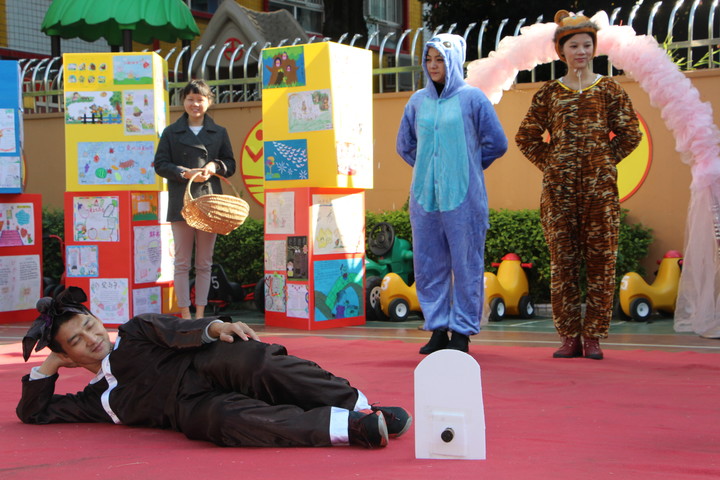 書(shū)香香滿園 好書(shū)伴成長(zhǎng)---遠(yuǎn)恒佳花園幼兒園閱讀月閉幕式