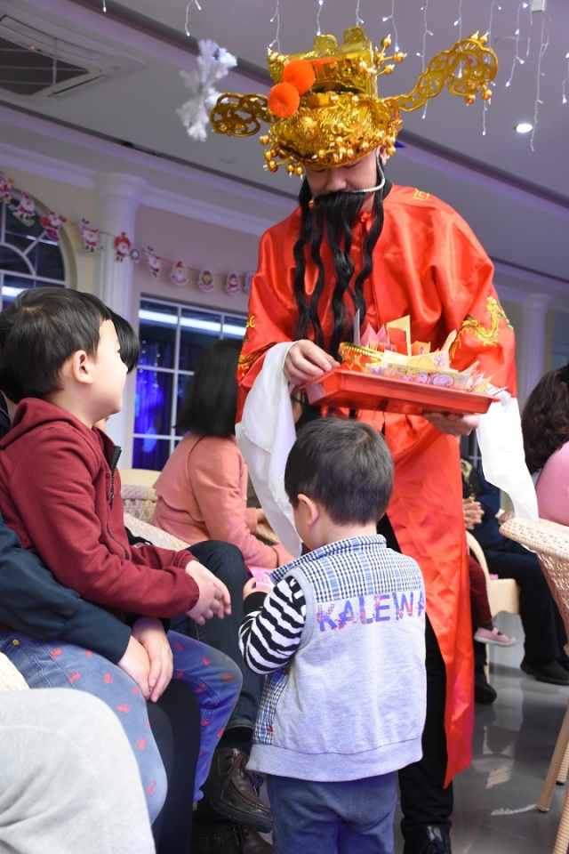 小雞小雞咯咯噠~開”匯“啦！