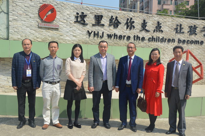 輕車簡從抓實(shí)干  深入細(xì)致訪民?！獏^(qū)教育局范燕塔局長蒞臨標(biāo)尚學(xué)校調(diào)研工作