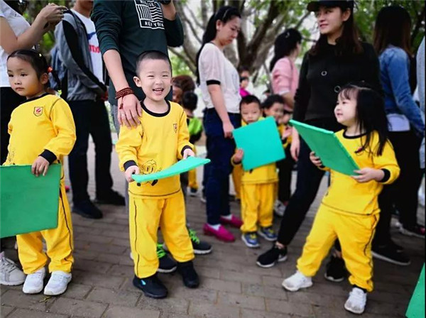 小班組社會(huì)實(shí)踐系列活動(dòng)——嗨！你好！