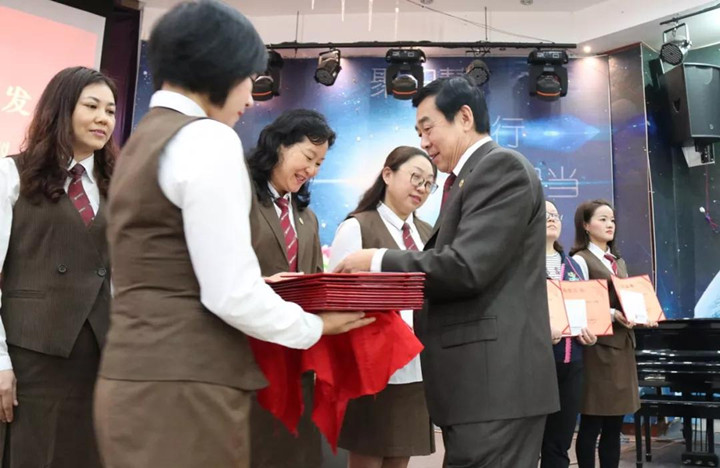 美好教育開新局，競創(chuàng)一流再出發(fā)——龍華中英文開學(xué)準(zhǔn)備工作緊鑼密鼓