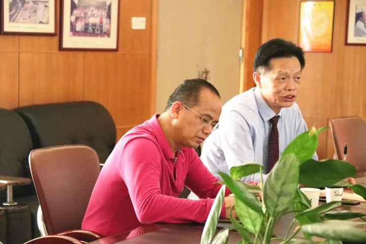 社區(qū)黨委到基層，調(diào)研黨建促發(fā)展——景龍社區(qū)黨委班子到龍華中英文調(diào)研紀(jì)實(shí)