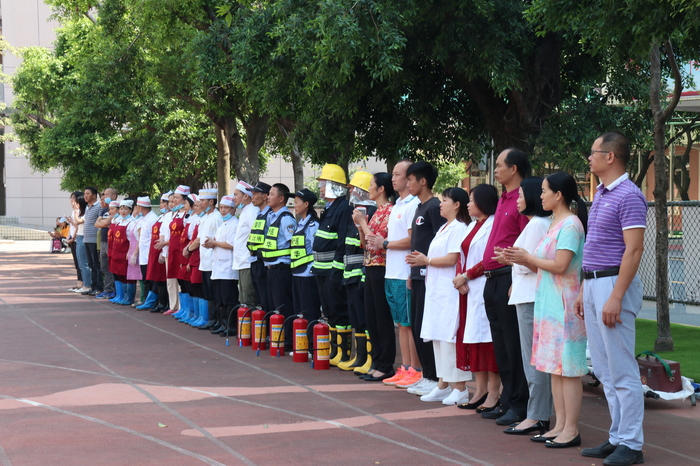 開展消防疏散演練，共創(chuàng)和諧平安校園