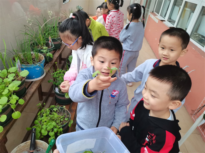 生活館之旅開始啦！           